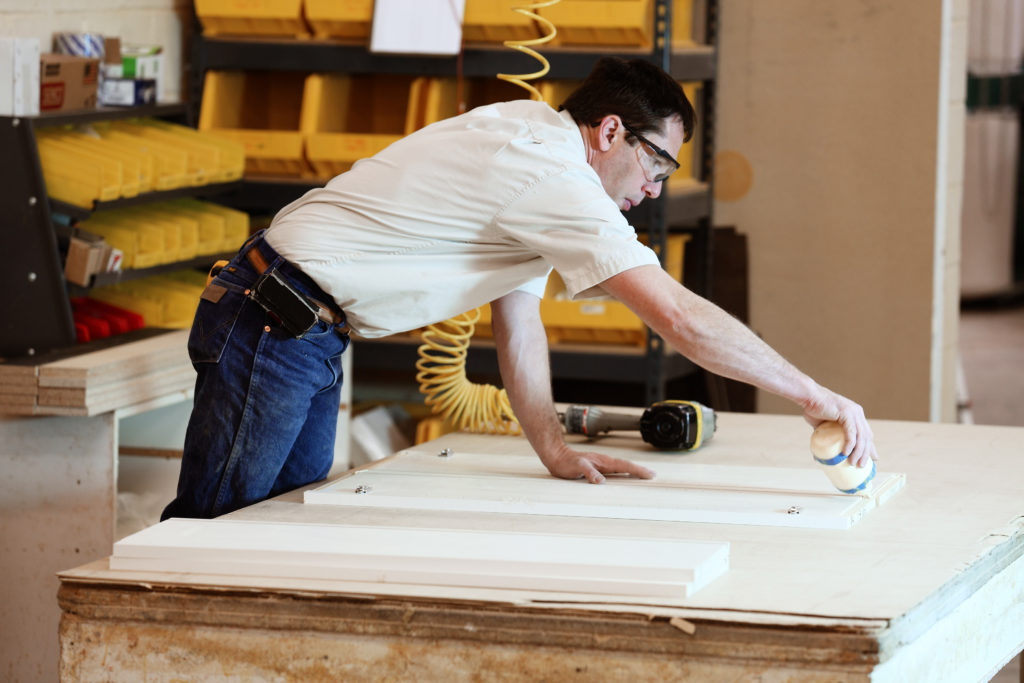 Siggia Hardware Adhesives